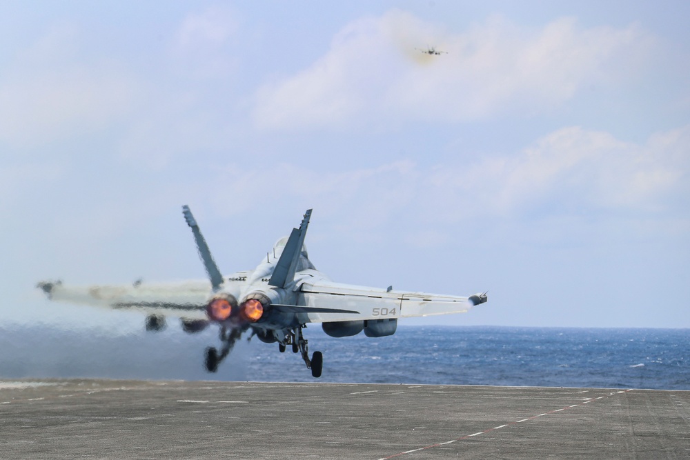 Abraham Lincoln conducts flight operations
