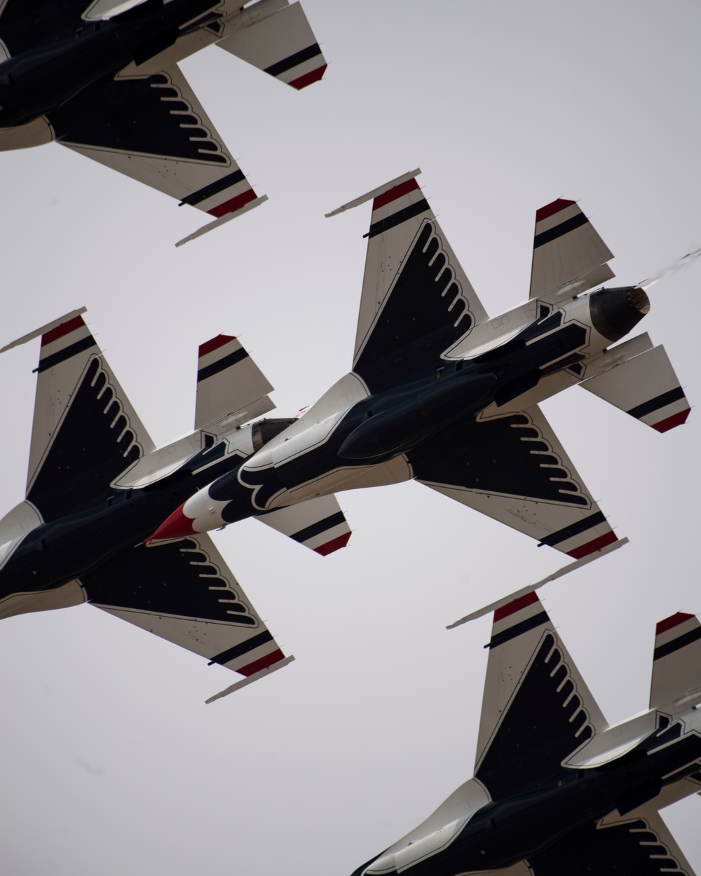 Thunderbirds shine at Shaw Air and Space Expo