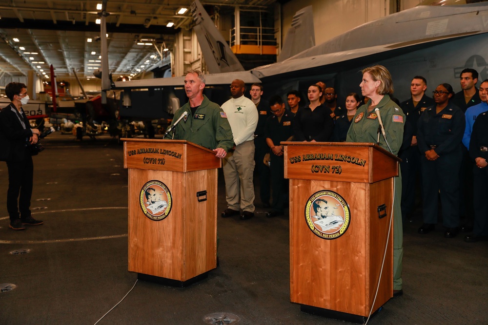 U.S. ambassador to Japan, Japanese Foreign Minister and U.S. 7th Fleet commander visit Abraham Lincoln