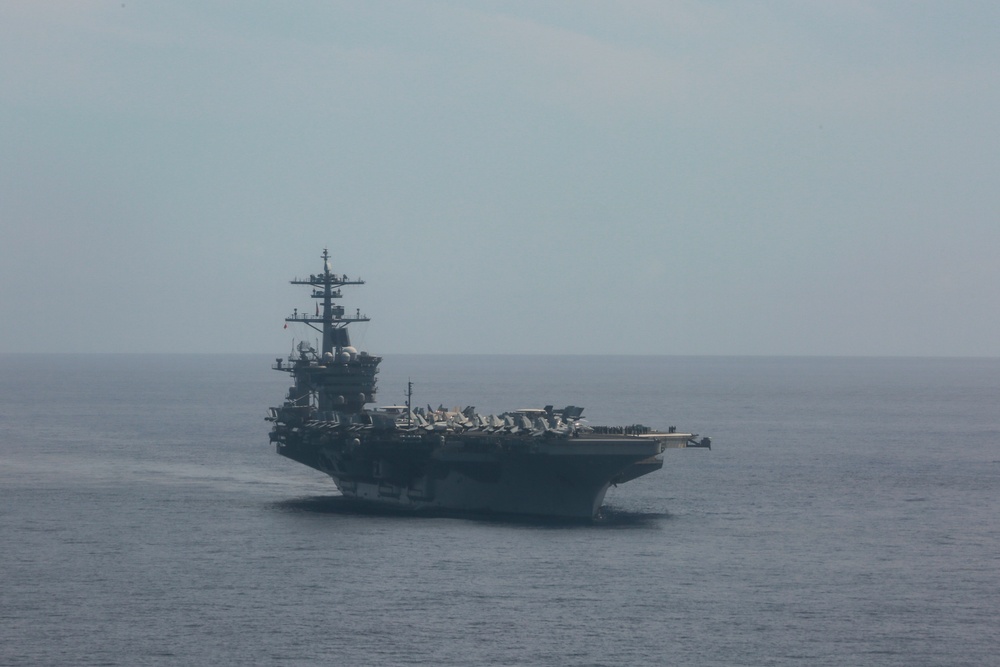 Abraham Lincoln holds a change of command ceremony for HSM-71