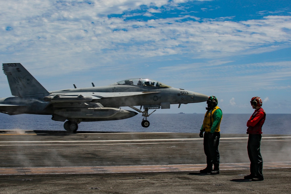 Abraham Lincoln conducts flight operations