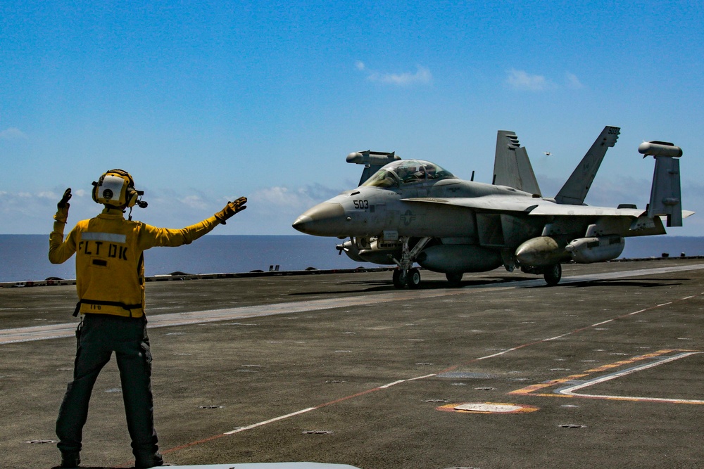 Abraham Lincoln conducts flight operations