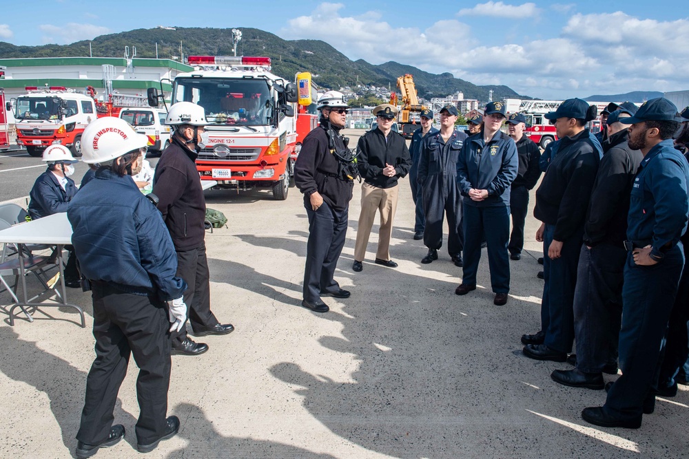 USS America (LHA 6) Sailors Conduct Firefighting Training with CFAS Fire Department