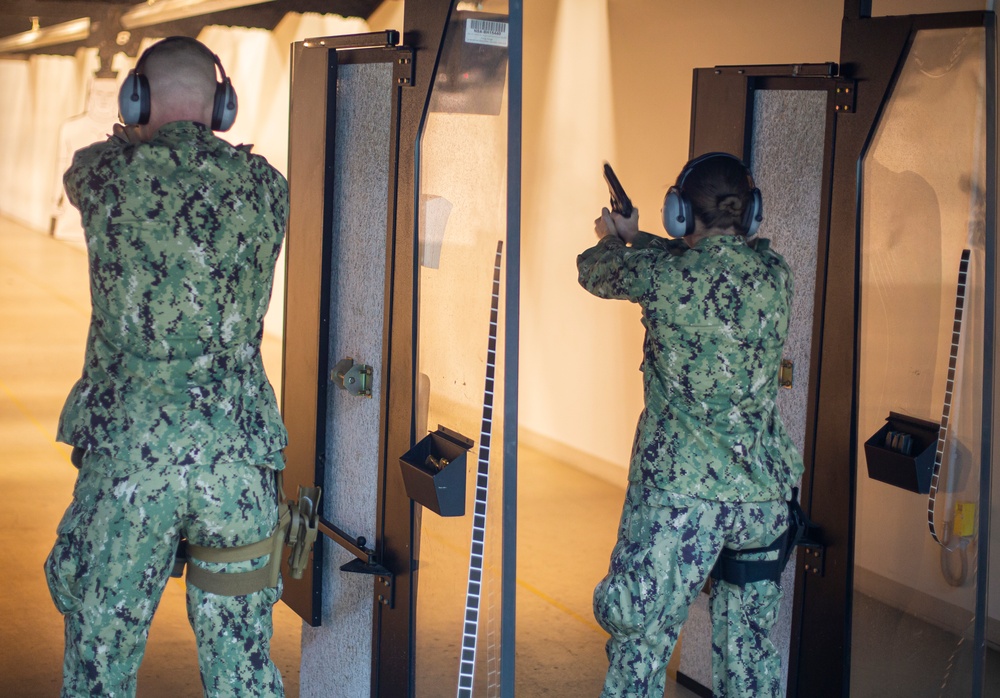 ERSS-27 Conduct FMF Pistol Qualification