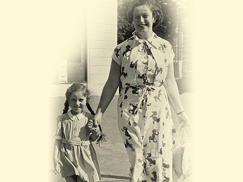 Holocaust survivor shares mother’s story of resilience, survival in WWII concentration camps