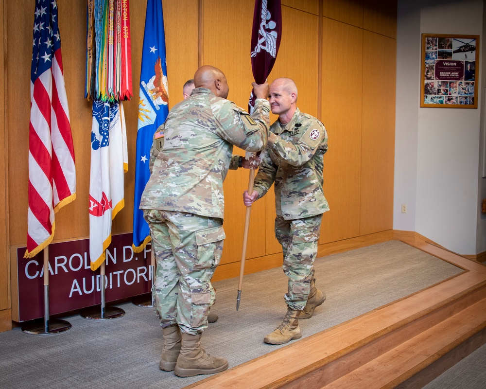 BAMC bids farewell to commanding general Murray