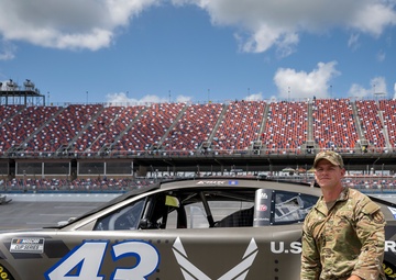 Airman's NASCAR paint scheme design debuts