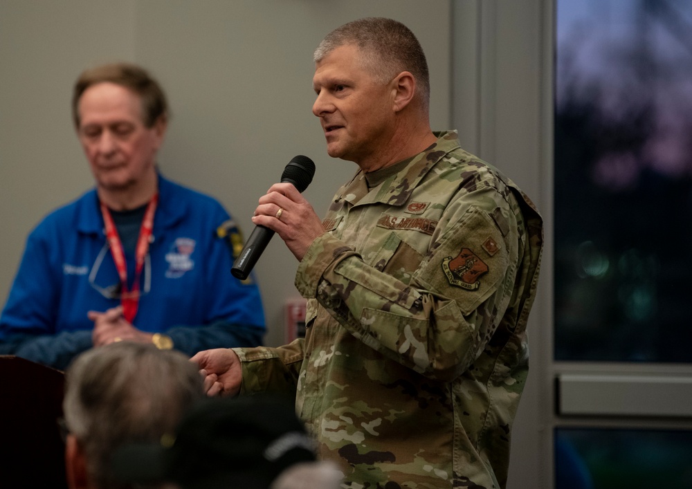 122nd Fighter Wing hosts Honor Flight #35