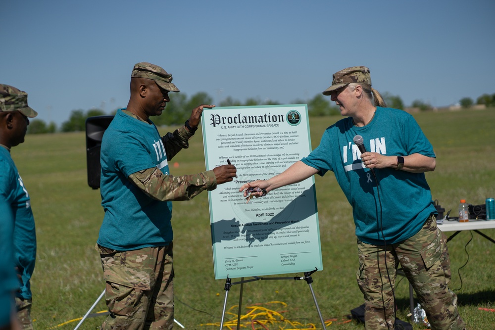 35th Corps Signal Brigade Supports Denim Day Event