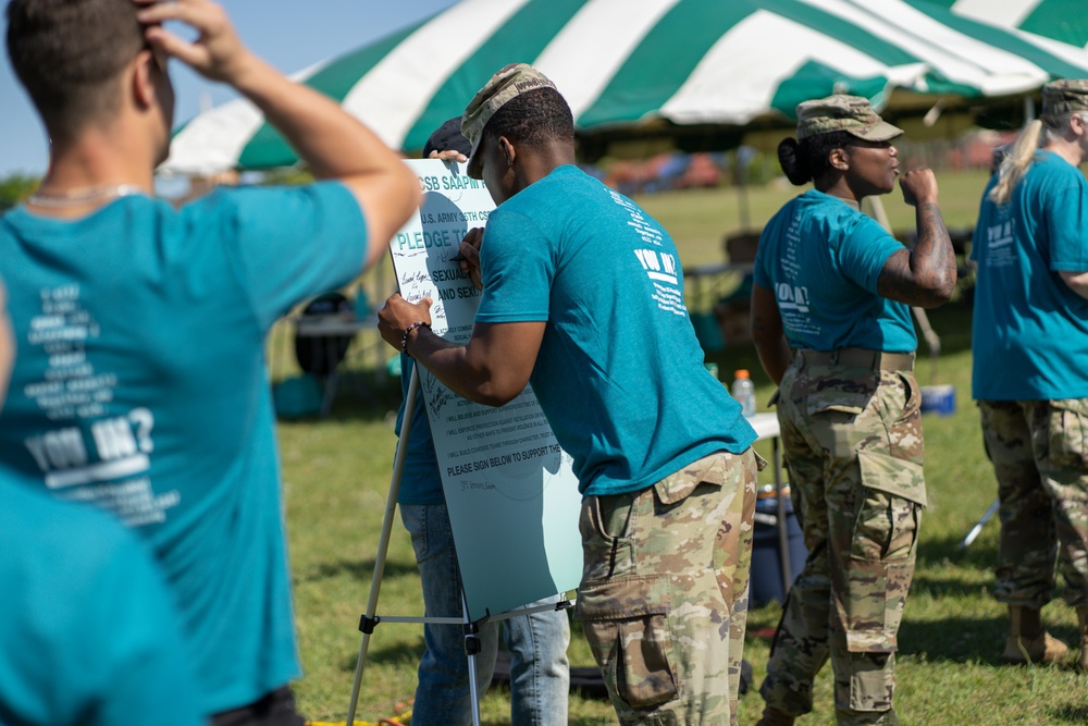 35th Corps Signal Brigade Supports Denim Day Event