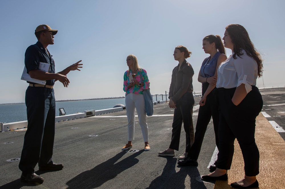 USS Makin Island Undergraduates Tour