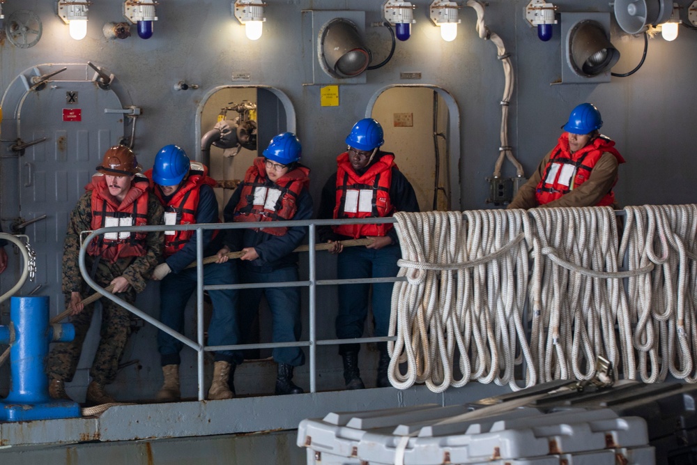 Gunston Hall Landing Craft Unit boat operation
