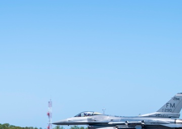 MacDill displays readiness with aircraft arresting system