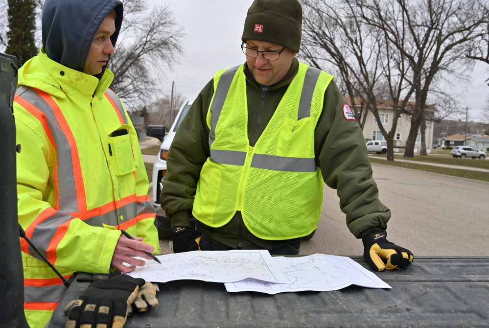 U.S. Army Corps of Engineers, St. Paul District supports North Dakota flood fight