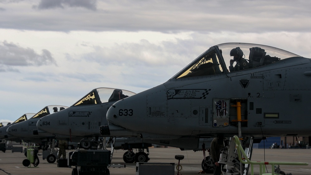 DVIDS - Images - Marines Conduct Maneuvers During Close Air Support ...