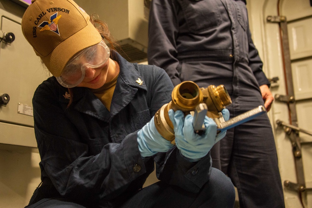 Sailors Conduct Maintenance Aboard USS Carl Vinson (CVN 70)