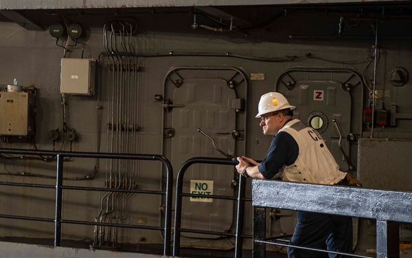 USS New Orleans LCAC Operations April, 2022