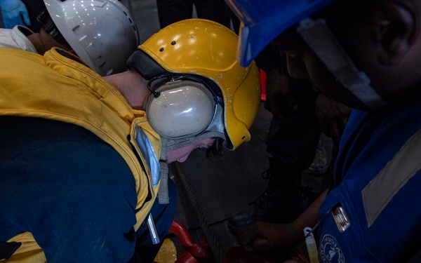 USS New Orleans LCAC Operations April, 2022