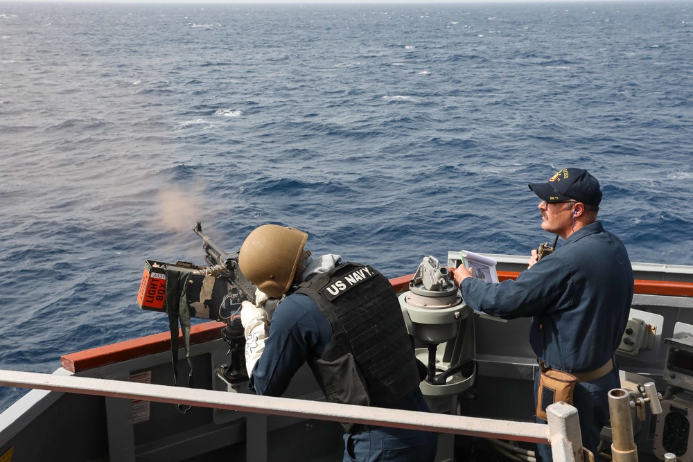 USS Ross conducts final battle drill