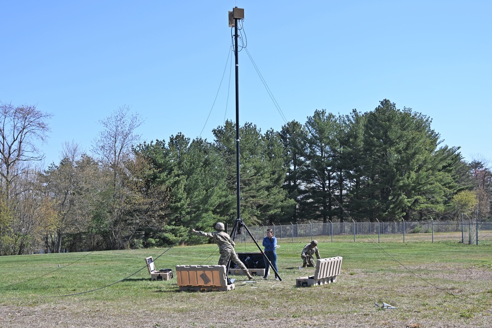 Fort Dix –  404th Signal Bn / TRILOS Set-Up