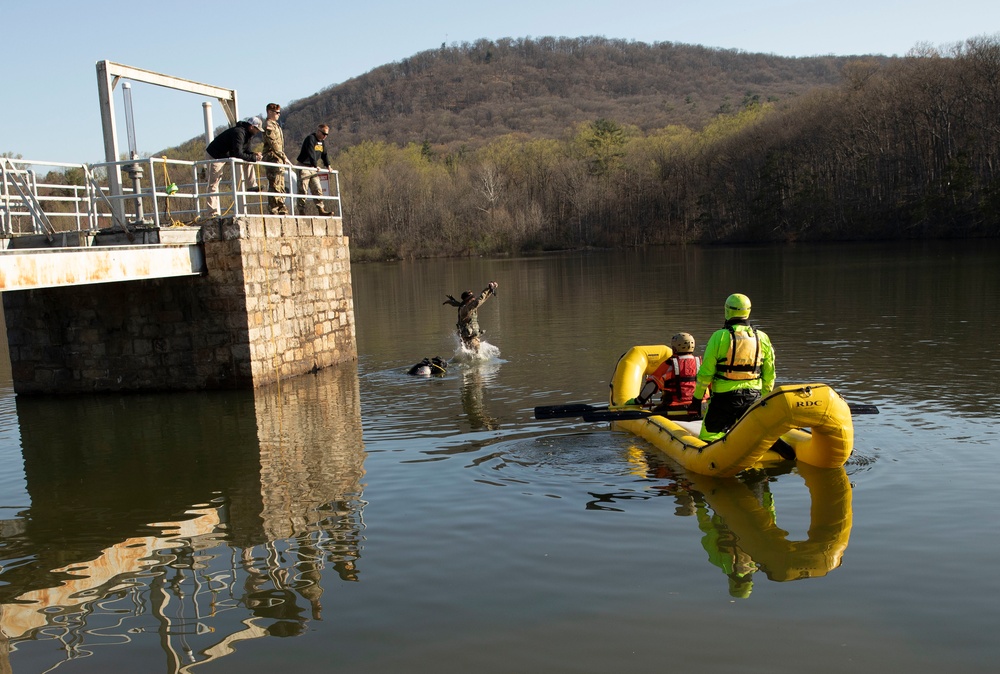 Ranger and Sapper Assessment Program: Combat Water Survival Test