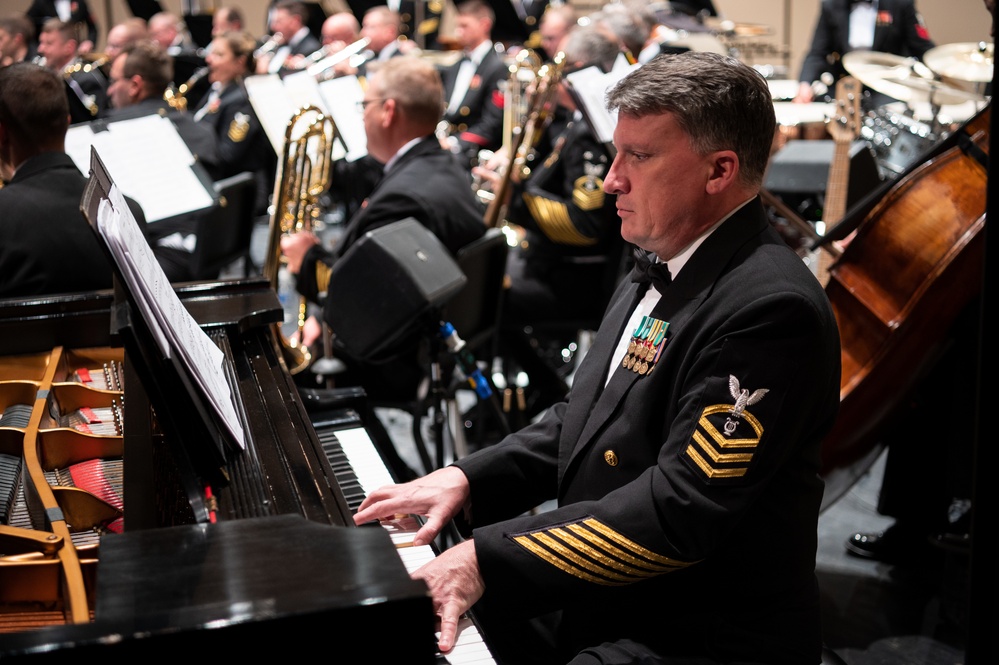 Navy Band visits Grand Rapids, Mich.