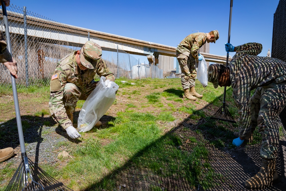Connecticut's Home Team Puts Trash In Its Place For Earth Day