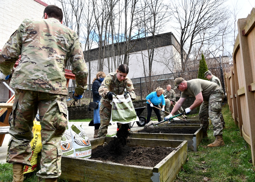 104th Maintenance Operations Flight Volunteers in Community