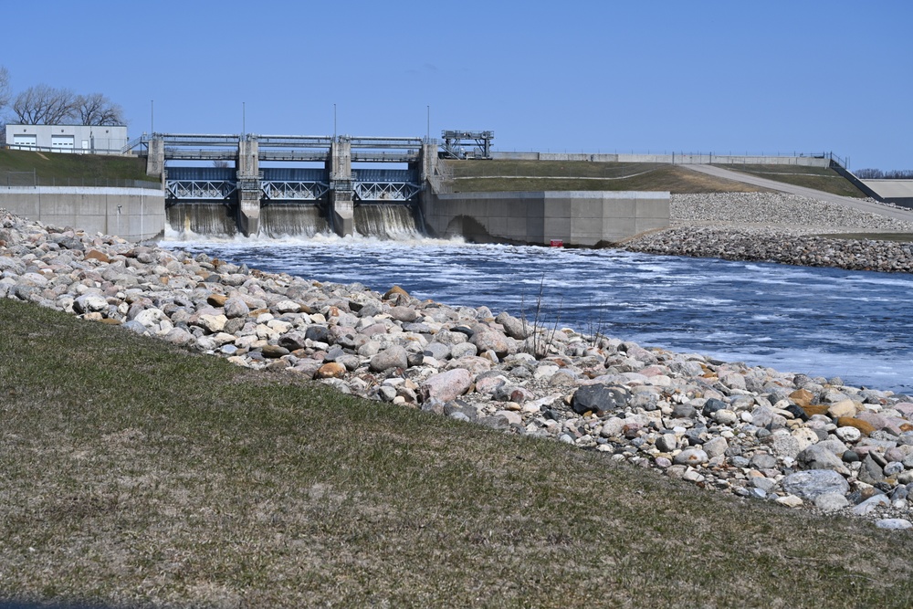 Corps of Engineers, St. Paul District, supports North Dakota flood fight