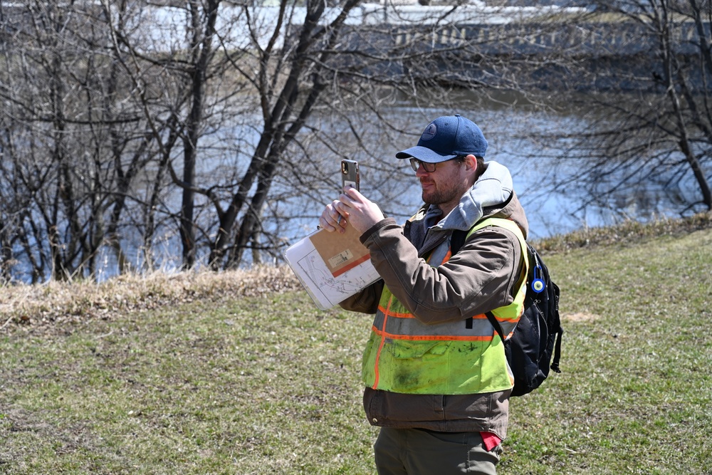 Corps of Engineers, St. Paul District, supports North Dakota flood fight