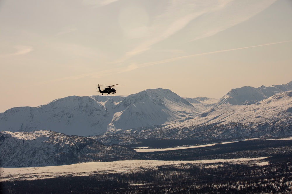 Alaska Army Guard aviators stage helicopters in Nome ahead of annual training