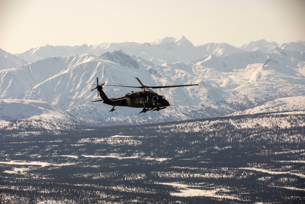 Alaska Army Guard aviators stage helicopters in Nome ahead of annual training