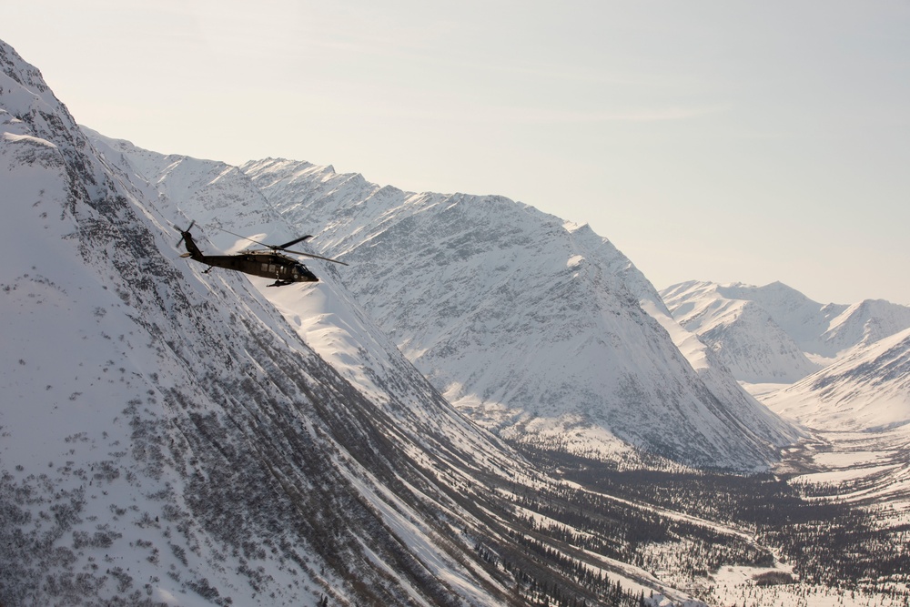 Alaska Army Guard aviators stage helicopters in Nome ahead of annual training