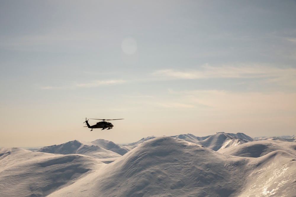 Alaska Army Guard aviators stage helicopters in Nome ahead of annual training