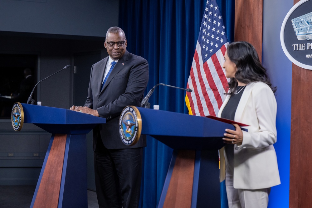 Secretary Austin hosts Canadian Defense Minister Anita Anand