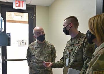 AF Surgeon General tours 17th Medical Group