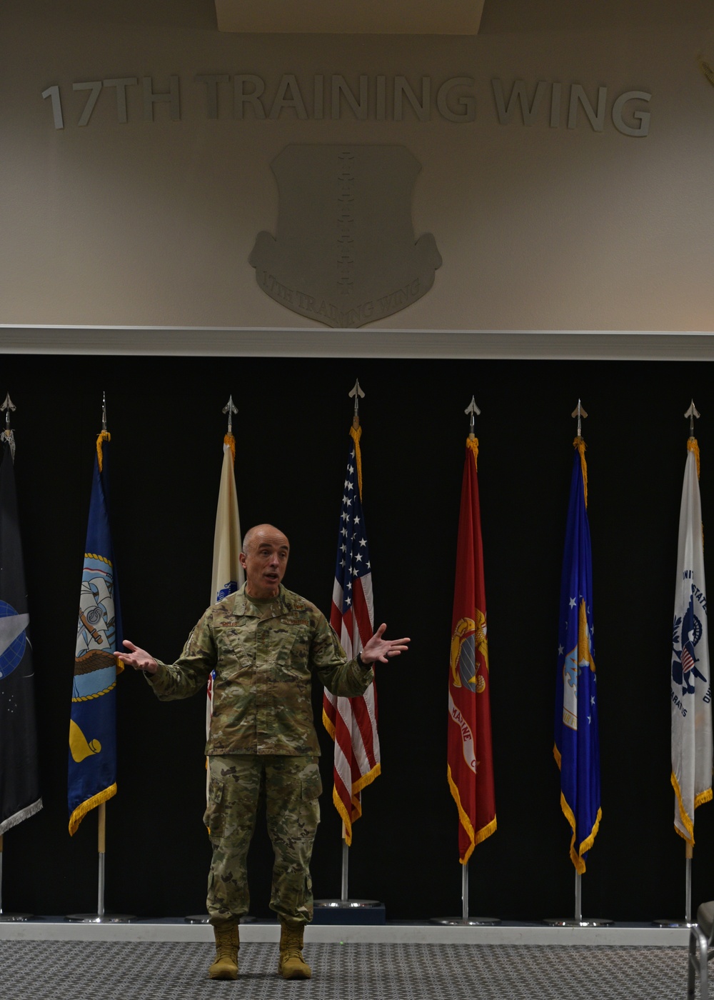 AF Surgeon General tours 17th Medical Group