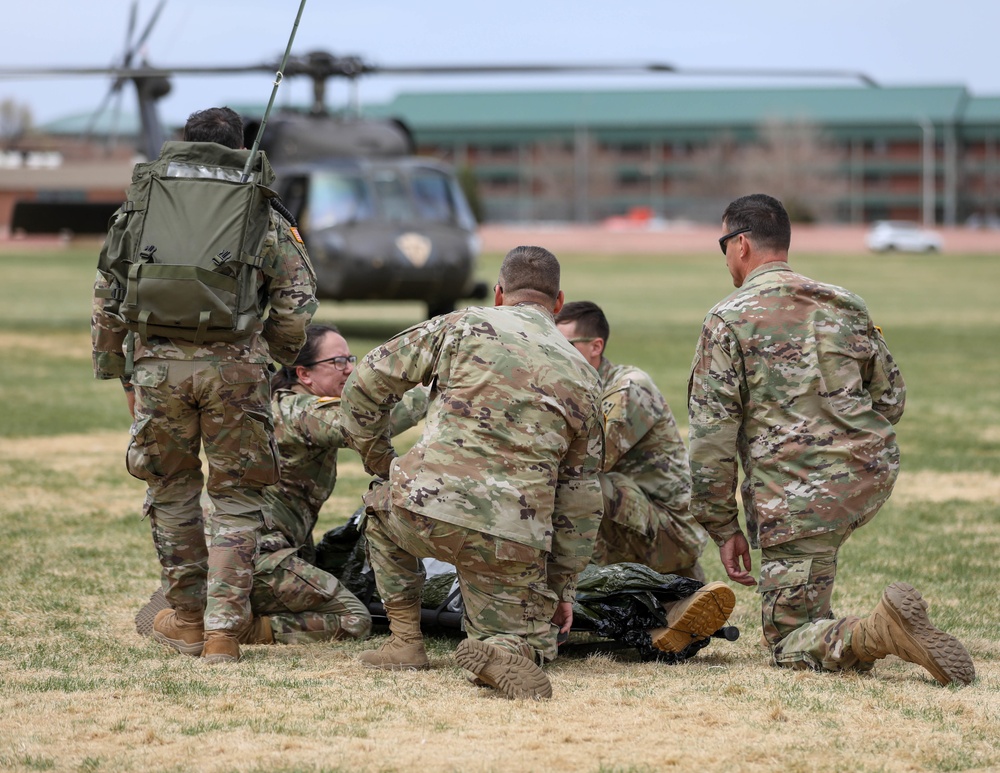 4th Infantry Division Medical Evacuation (MEDEVAC) Training