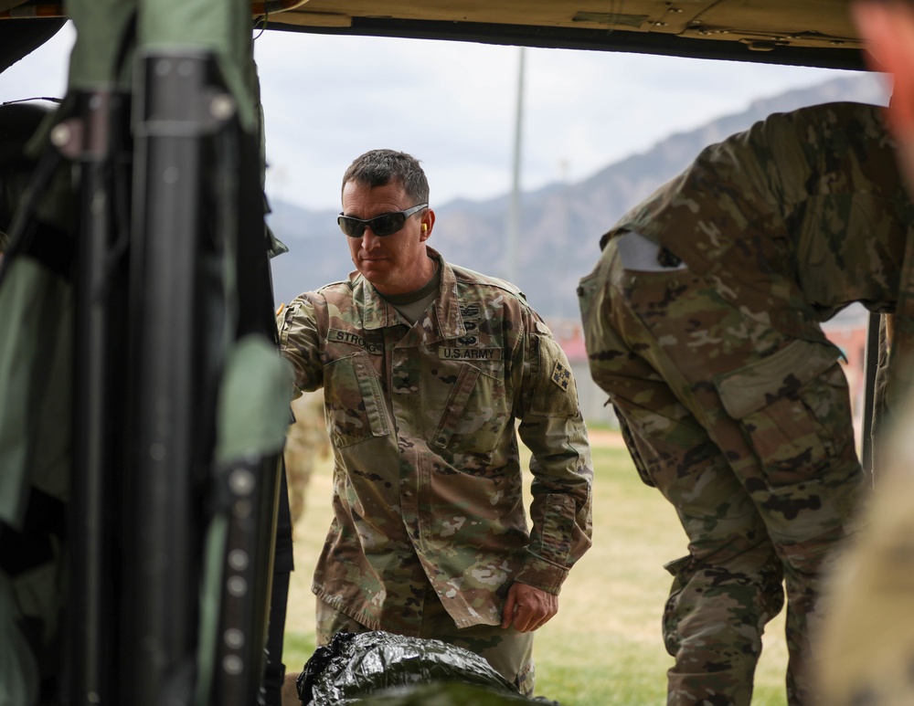 4th Infantry Division Medical Evacuation (MEDEVAC) Training