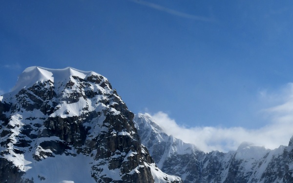 Sugar Bears help Park Service prep for 2022 Denali climb season