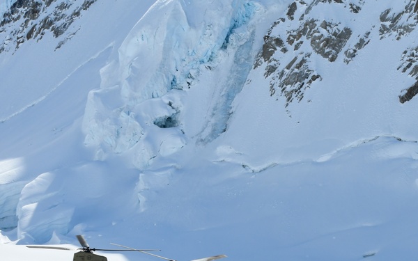 Sugar Bears help Park Service prep for 2022 Denali climb season