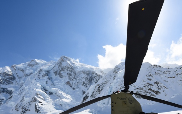 Sugar Bears help Park Service prep for 2022 Denali climb season