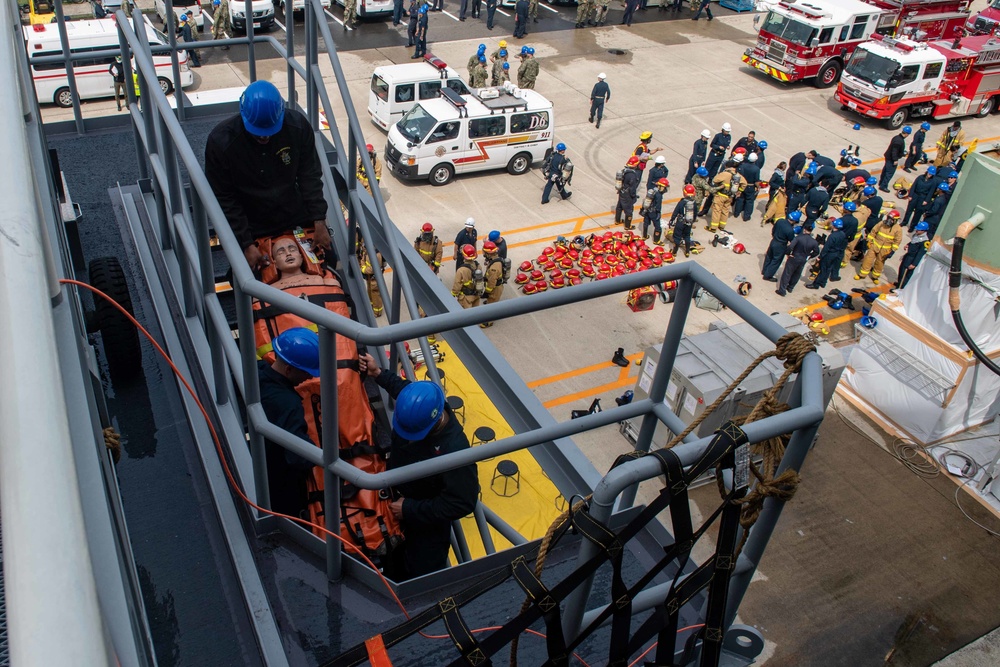 USS America completes 8010 Chapter 13 fire drill