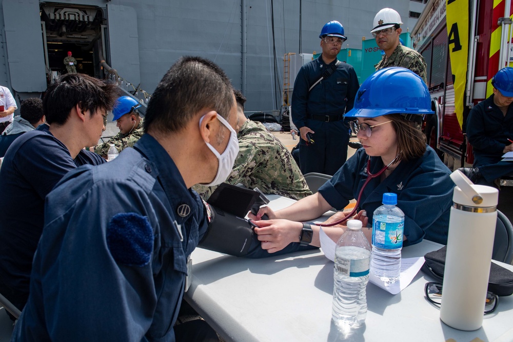 USS America completes 8010 Chapter 13 fire drill