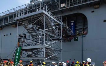 USS America completes integrated industrial firefighting drill