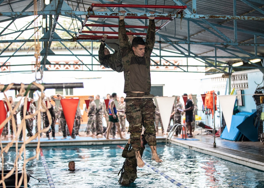 Red Dragons conduct French Desert Commando pre-assessment