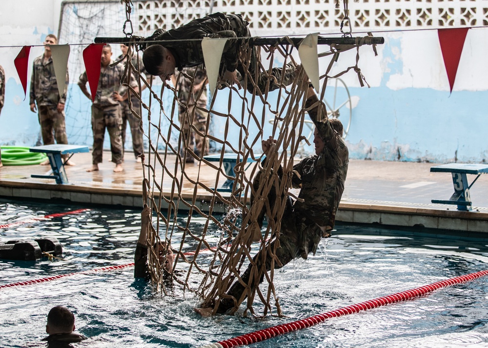 Red Dragons conduct French Desert Commando pre-assessment