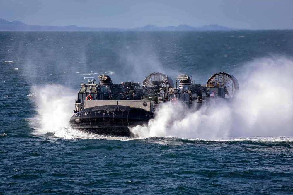 USS Arlington conducts LCAC operations in support of exercise Northern Viking 2022