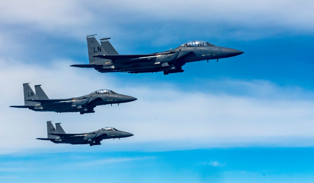 100th ARW refuels 48th FW for exercise Point Blank 22-2