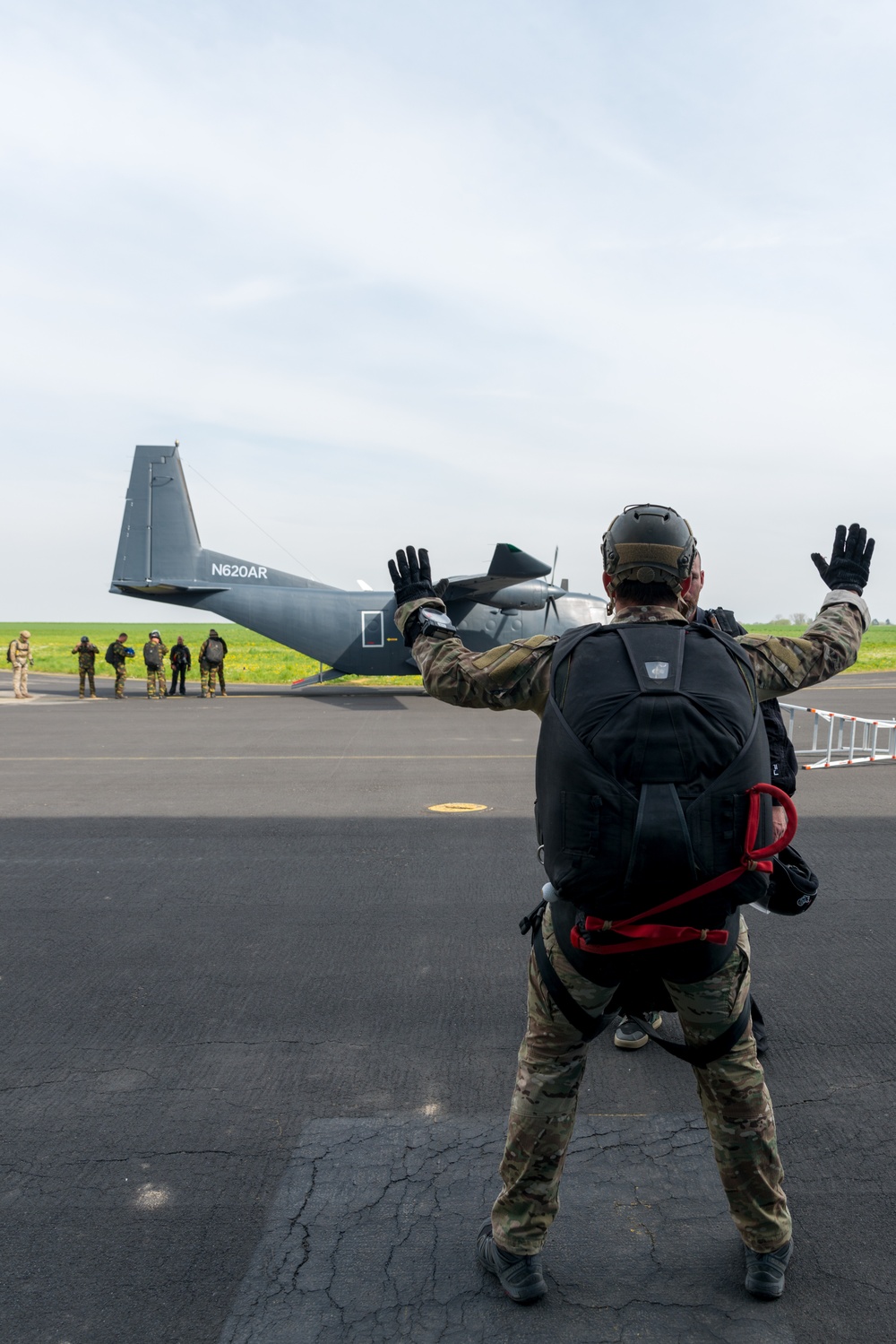 Belgian Paratroopers Training on Chièvres AB